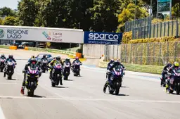CIV Femminile controcorrente: confermato il format Yamaha R7 con 5 round nel CIV