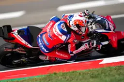 Aleix Espargaró Lacks Arm Strength: Honda Could Stop Him Before the GP for the Sepang 850 Tests