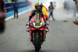 SBK, Alvaro Bautista beffato da Sam Lowes: ecco perché ha perso il podio a Jerez