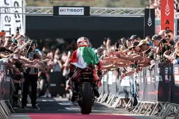 SBK Nicolò Bulega l'implacabile: "Quando abbasso la visiera vedo tutto rosso"