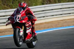 SBK Jerez: Gara 1 Bulega solito andazzo, corre da solo come gli assi del Tourist Trophy