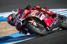 SBK Jerez: Bulega un'altra Superpole da fenomeno, il Cannibale è implacabile