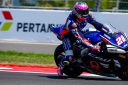 Moto2 Mandalika: Guevara si prende la pole, Escrig sorprende e Gonzalez affonda