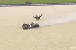 Sprint MotoGP Australia, Martin si autoelimina e Marquez ringrazia: la classifica piloti aggiornata