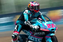 Moto3 Sepang: Insatiable champion Quiles takes pole at the last moment. Danish makes history, Bertelle sixth