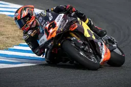 SBK, Sam Lowes e il dominio della Ducati: "Le Panigale di noi clienti non sono uguali"