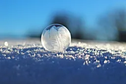 Hotbit schort handel, stortingen en opnames op na bevriezing activa