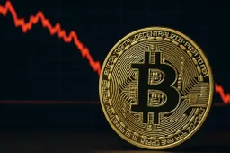 Bitcoin crasht naar $102.000: Bijna $500 miljoen geliquideerd terwijl geopolitieke spanningen de markt opschudden