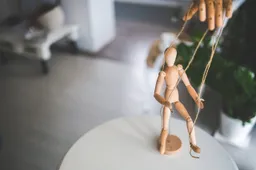 Team achter Terra (LUNA) heeft de markt gemanipuleerd, aldus Vitalik Buterin