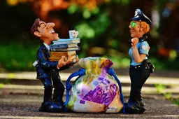 Twee Nederlandse mannen opgepakt door de FIOD vanwege het witwassen van miljoenen euro's aan cryptocurrencies