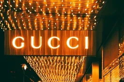 Gucci sluit zich aan bij de DAO van de NFT-marktplaats SuperRare