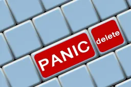 Bitcoin-whale maakt $26 miljoen verlies na paniekverkoop