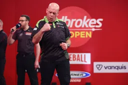 2026UKOpenR4_VanGerwen03