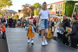 pn26042022 zuidwolde oranjeavond modeshow1