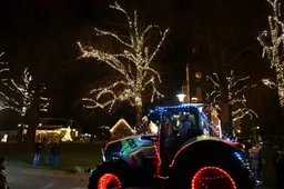 pn22122025 Ruinen Verlichte tractortocht20