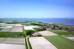 1688