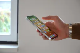 iphone 7479302 1280
