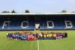 fcdb-foundation-special-soccer-groepsfoto-66f14041ee6b8
