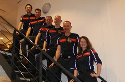 Groepsfoto jubilea en diploma