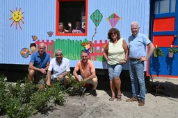 Initiatiefnemers, schilderes, wethouder Olde Kalter