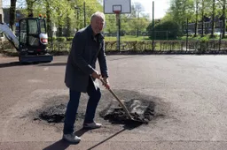 04 20 Start bouw Cruyff Court