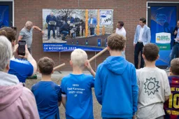 Opening kleedkamers HHV