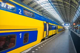 shutterstock 1051623740