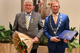 Koninklijke Onderscheiding - Ton Verhoeve 2