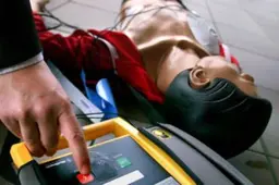 iedereen kan aed gebruiken bij reanimatie 392x222