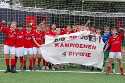 dio30 jo13 1 kampioen in 4e divisie f foto wendy van rhijn