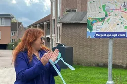 251020 Foto wethouder Huntink Vergeetmijnietroute