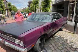 paarse auto25 mei@CM