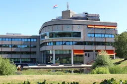 gemeentehuis ede zicht raadszaal chris ouboter