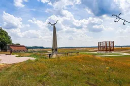 csm_PB082_Monument_Airborne_78493da9f0