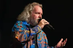 Papa liberty concert