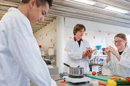 2024AeresMBOEdeHPV8877 cover  spiegelen