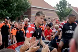 260725 23018 Player Parade