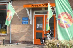 17EN PresentKringloopwinkel
