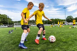 foto nac voetbalschool