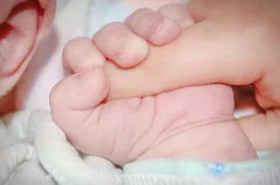 kindje baby geboren