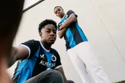 Club strikt twee spelers van PSG