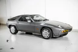 De Porsche 928 is een 'hidden gem' onder de oldtimers en dit is waarom