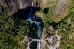 Nieuwe brug in Noorwegen laat je genieten van adembenemend uitzicht