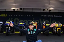 Een legende stopt ermee: het beste van Valentino Rossi