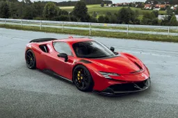 De NOVITEC Ferrari SF90 Stradale is een Spoetnikraket op 4 wielen