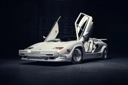 De witte Lamborghini Countach uit de Wolf of Wallstreet gaat onder de hamer