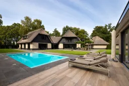 Funda Toppers #50: Megadikke villa in Hierden De Biest