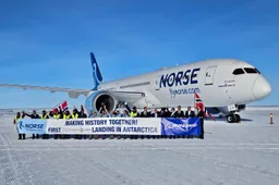 Eerste Boeing 787 landt op Antarctica: "Een historische prestatie"