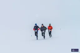 Deze helden lopen een marathon met -20 graden op Antarctica