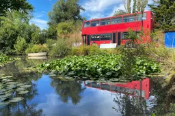 Brits koppel maakt van een Londense dubbeldekker een magistrale tiny-house